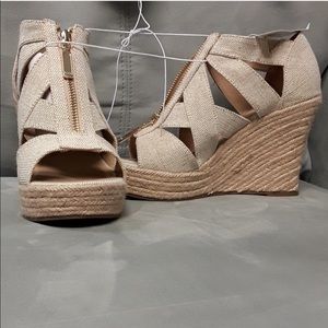 A new day wedges
